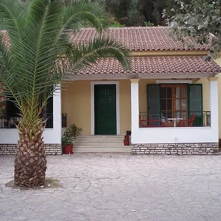 Apartment Lucia Mpoukaris